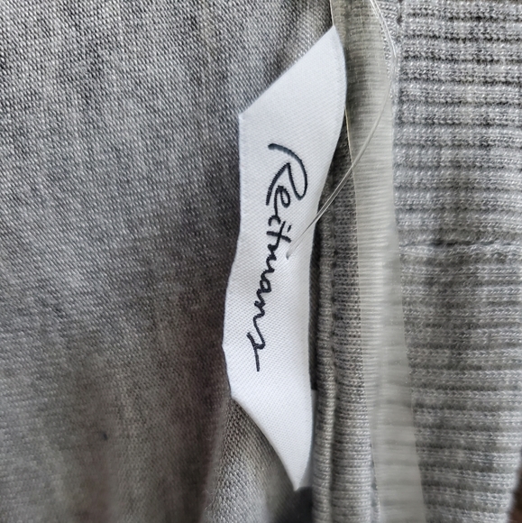 cardigan - Picture 7 of 9